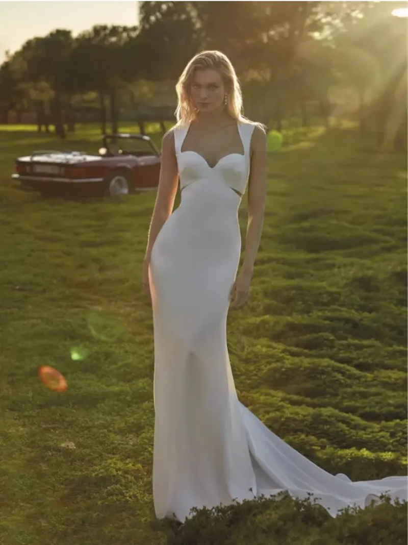 Sexy Backless Mermaid Wedding Dresses Sweetheart Neck Simple Satin Long Bridal Gowns Court Train Sleeveless Garden Bride Reception Dress