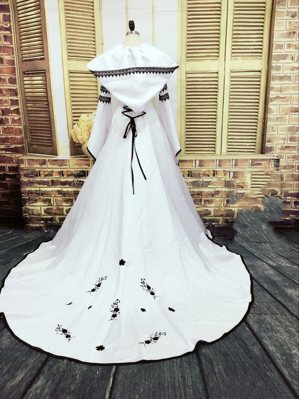 Vintage Black And White Celtic Wedding Dress With Cap Bell Long Sleeves Embroidery Lace-Up Medieval Victorian Bridal Gowns Court Train A Line Bride Dr