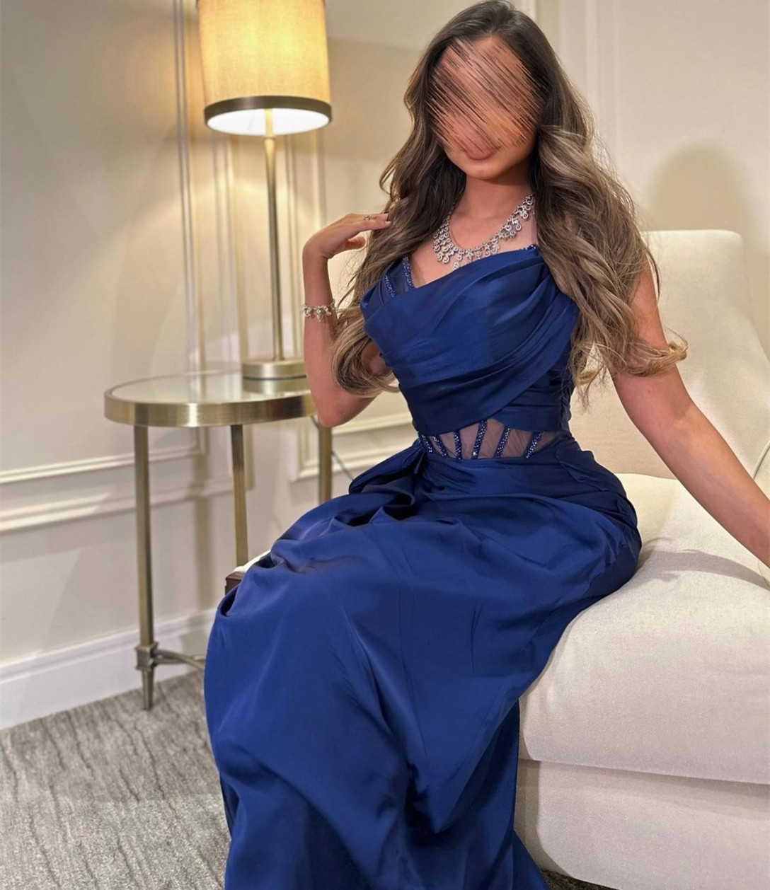 Elegant Long Peacock Blue V-Neck Crepe Evening Dresses With Slit Mermaid Beaded Floor Length Sweep Train Formal Prom Party Gown Robe de soiree for Wom
