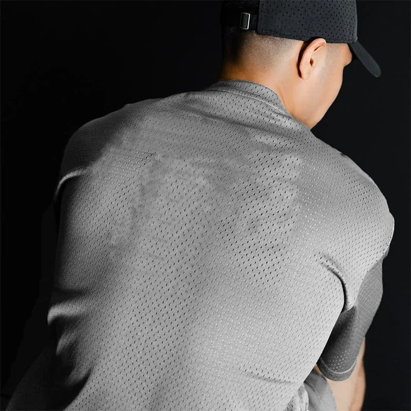 Mesh Oversized Half Sleeve Fitness Mens T Shirt Streetwear Hip Hop Loose Sportswear Gym Clothing Tshirt Bodybuilding 240301