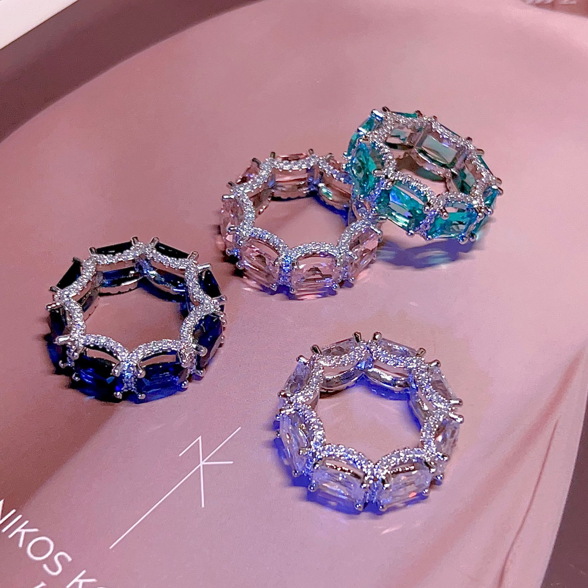 2024 Top-selg Sterg Sier Princess Cut Emerald & White Topaz Bridal Ring Set