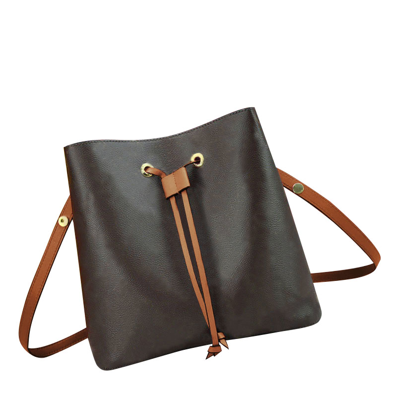 Medium Drawstring Bucket Bags Women Designer Bucket Bag Classic Champagne Luxury Crossbody Bags Vintage Casual Handbag Woman Cross Body Purse Fashion Shoulder Bag