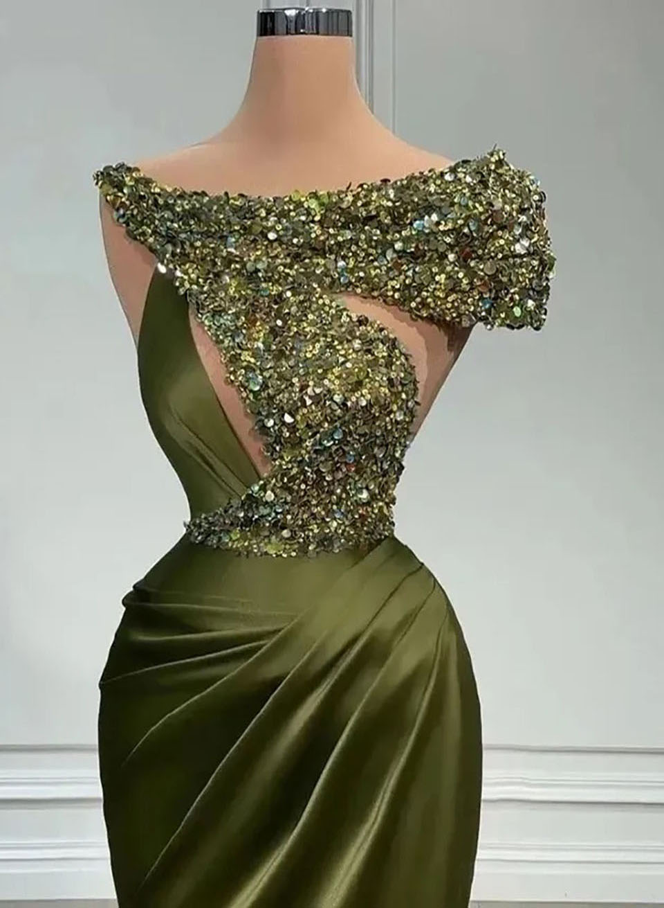 Prom Dresses Party Evening Gown Formal Mermaid Bateau Sleeveless Elastic Satin Crystal Sequins Dark Green Custom Zipper Lace Up Plus Size New Pleat 02