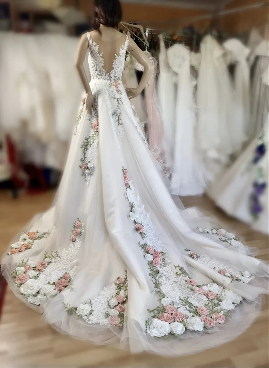 3D ral Applique Sleeveless V-neck Tulle a-e Dresses for Women Bridal Wedding Gowns Formal Ocn