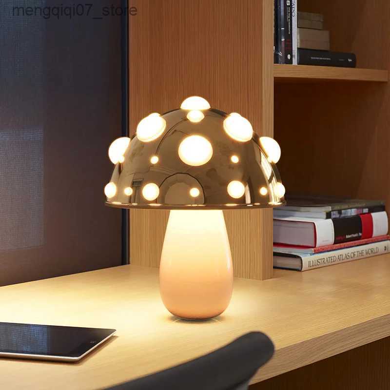 Lamps Shades Ins Decorative Small Mushroom Table Lamp Bedroom Bedside Study Dormitory Atmosphere Desk Light USB Rechargeable Night Light Gift L240311