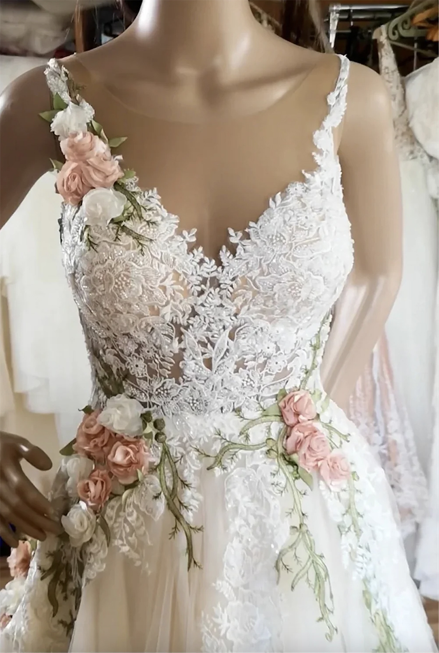 3D ral Applique Sleeveless V-neck Tulle a-e Dresses for Women Bridal Wedding Gowns Formal Ocn