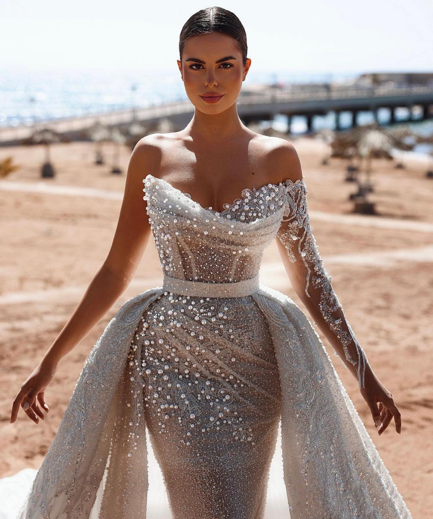 Classic Wedding Dress One Shoulder Mermaid Bridal Gowns With Detachable Pearls Illusion Bride Dresses Sweep Train Custom Made 0219
