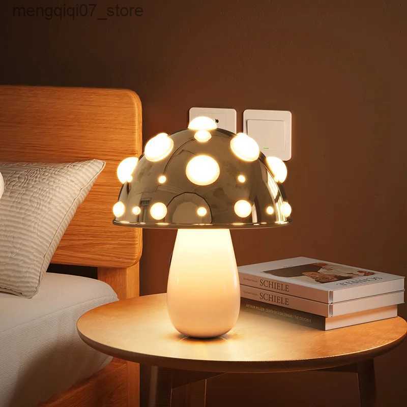 Lamps Shades Ins Decorative Small Mushroom Table Lamp Bedroom Bedside Study Dormitory Atmosphere Desk Light USB Rechargeable Night Light Gift L240311