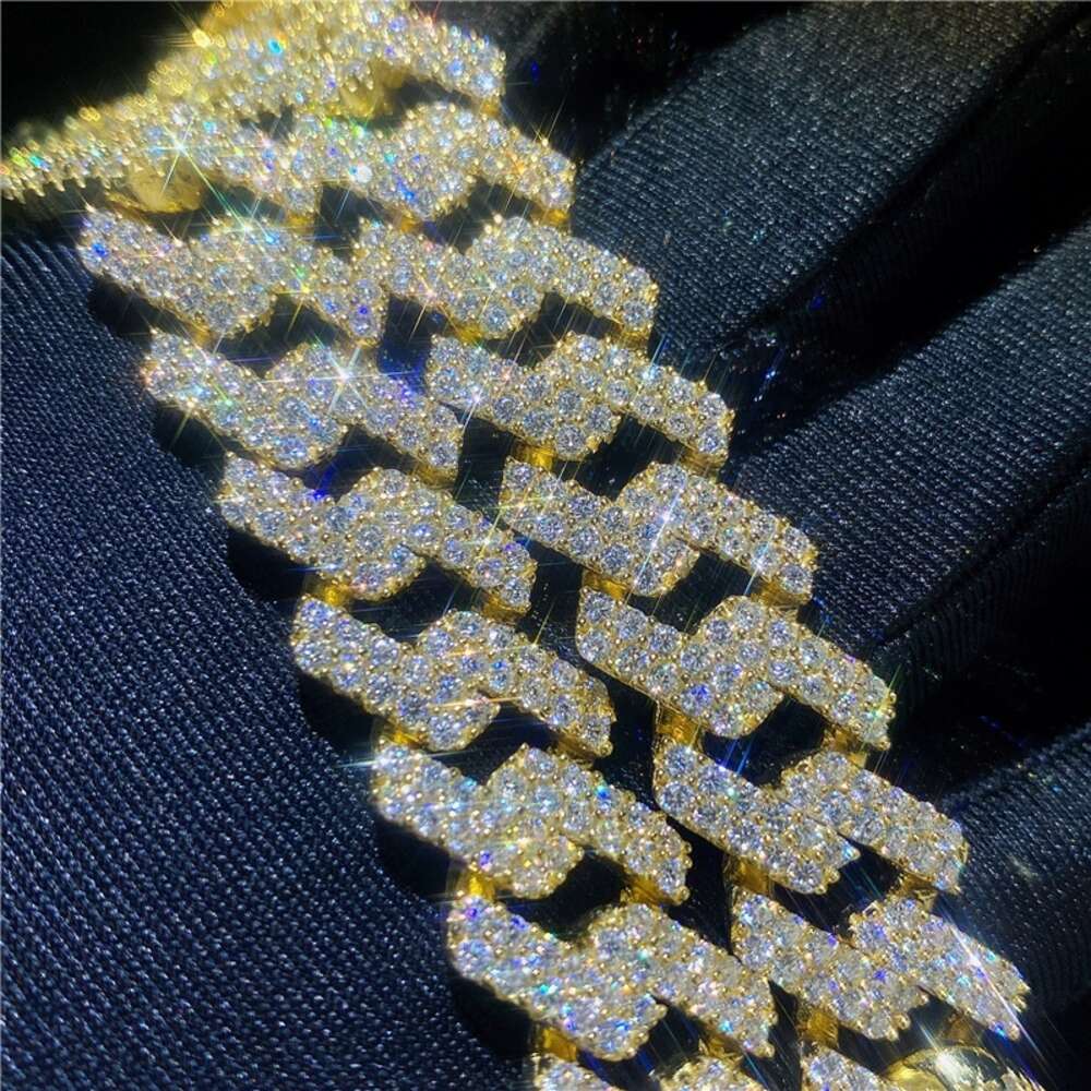 High End Luxury Jewelry Iced Out 15mm Two Row Vvs1 Moissanite Cuban Link Chain Necklace