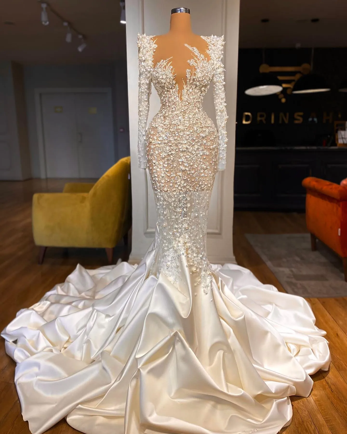 Mermaid Exquisite Wedding Dresses Long Sleeves V Neck 3D Lace Flowers Appliques Sequins Beaded Sexy Folds Train Floor Length Plus Size Bridal Gowns Ab
