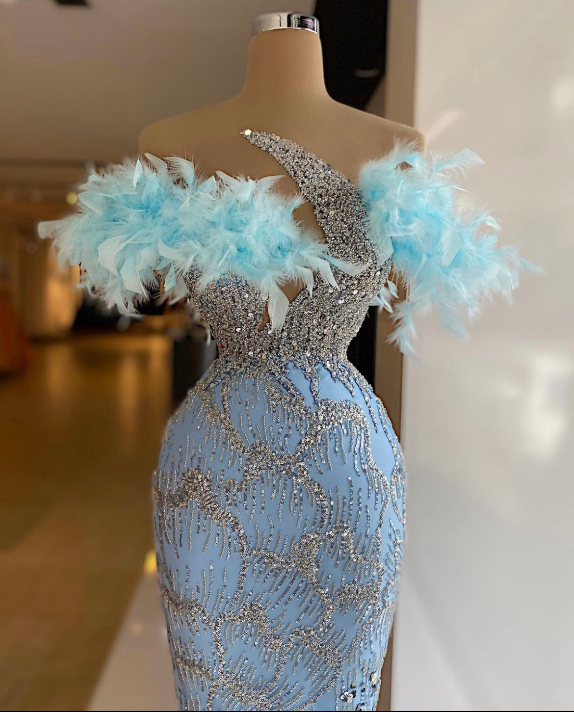 Sexy Blue Mermaid Prom Dresses Feather Off Shoulder Beads Birthday Party Evening Gowns Robe De Bal Sweep Train