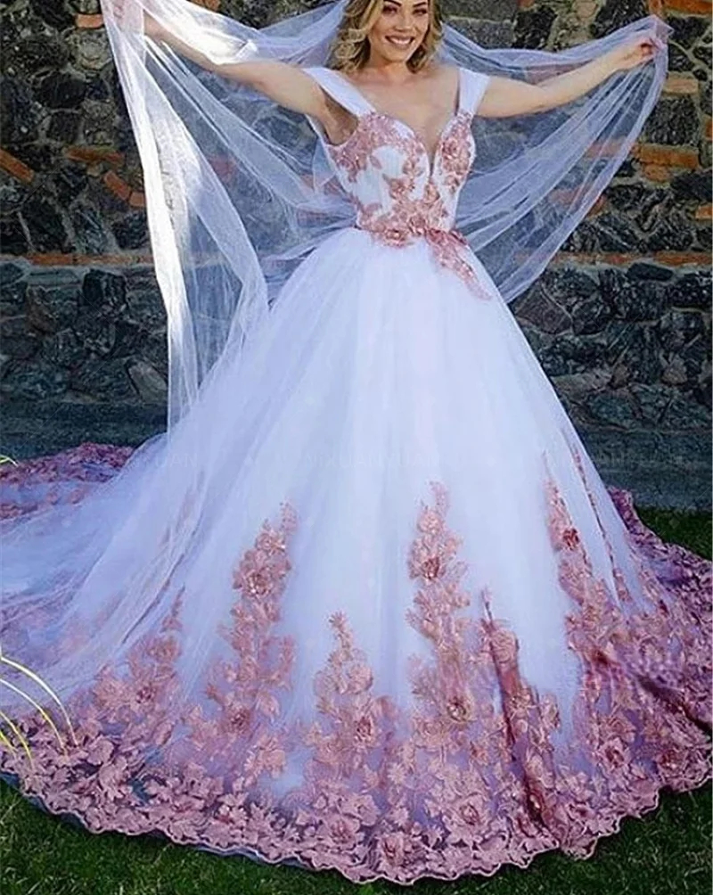 Romantic Spring White And Pink Long Wedding Dress A Line Off Shoulder Princess Bridal Gowns Lace Appliques Open Back Garden Robe De Mariee Bride Wear 