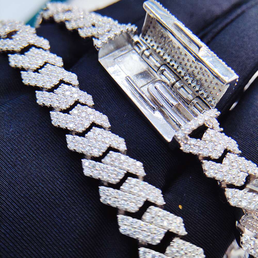 Sell Iced Out Cuban Link Vvs Diamond Hip Hop 10mm Moissanite Cuban Chain