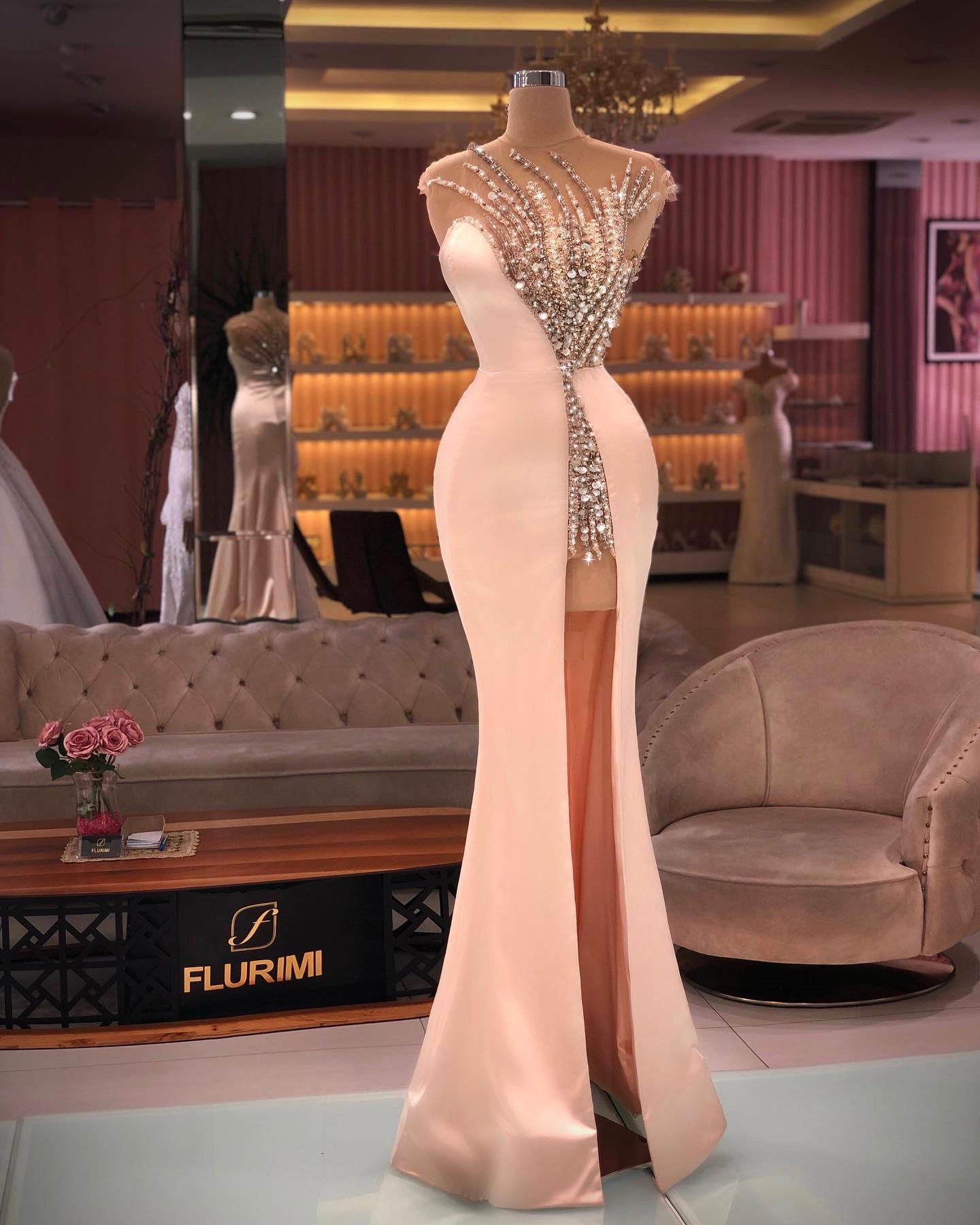 Stunning Pink Beadings Split Evening Dresses Mermaid Sheer Jewel Neck Appliques Sequins Long Satin Prom Gowns Women Party Ocn Vestidos Bc18353 6660312