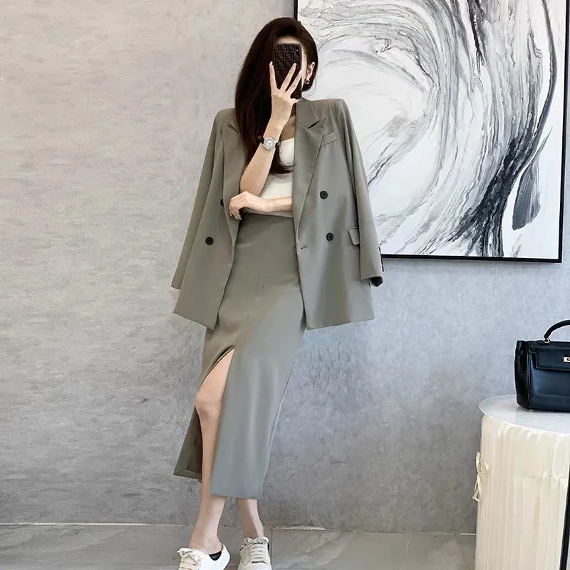Spring and Autumn Solid Color Skirt Suit Female Longsleeved Doublebreasted Blazer High Waist Open Pencil 240226wtt