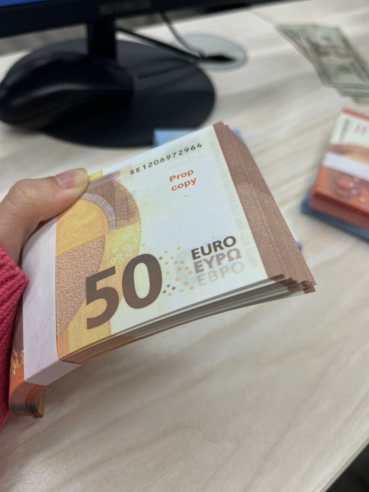 Banknotes Euro Actual Real Size Ffcjb Counterfeit Copy Money 1:2 Nwgil 3a3
