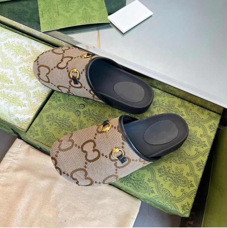 Fashion Mens Womens Sandals Waterproof Slippers Slide Designer Flat High Heels Flip Flops Embroidered Platform Rubber Sandal Leather Shoal Shoes 35-42