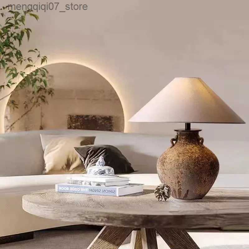 Lamps Shades Noguchi Yong Ceramic LED Table Lamp Retro Linen Lampshade Creative Japanese Zen Tea Room Bedroom Bedside Decoration Desk Lights L240311