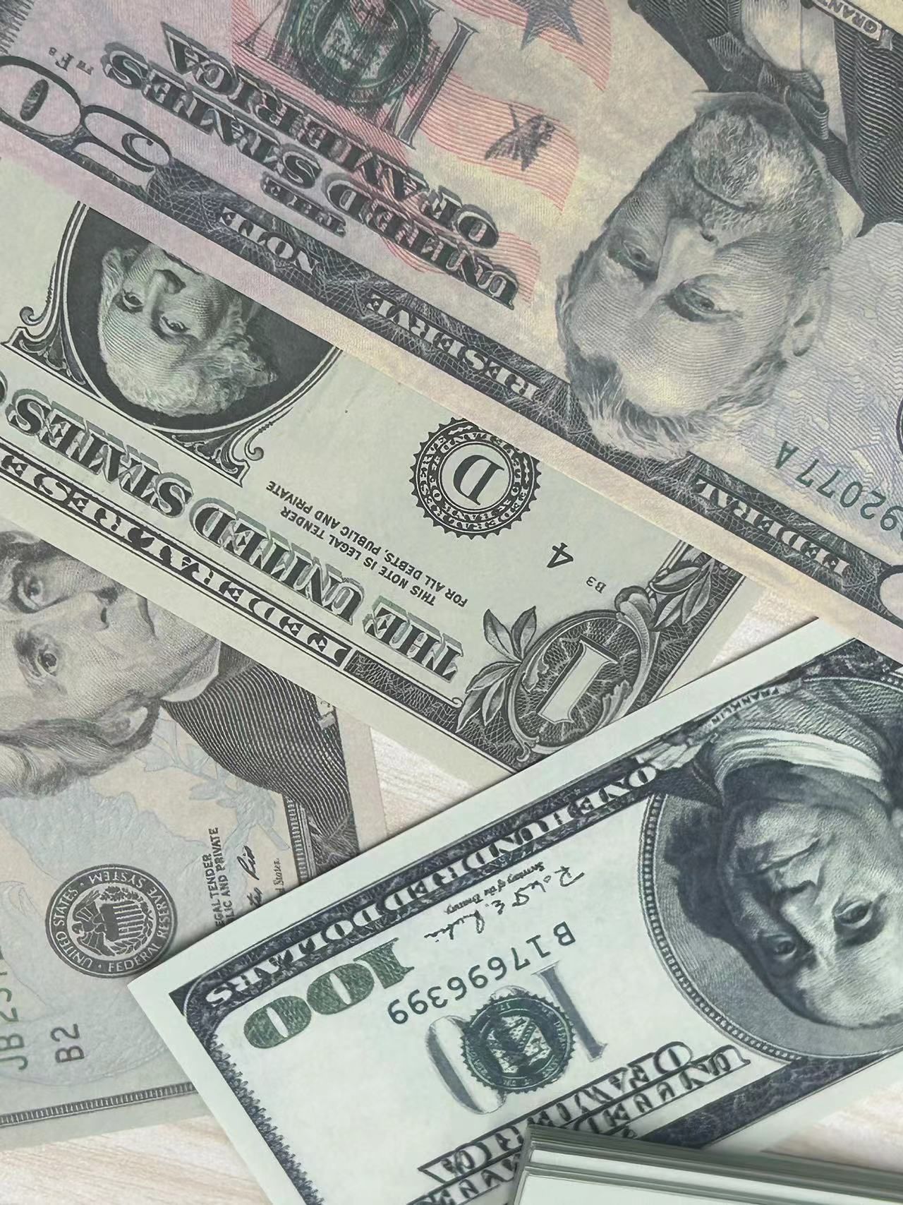 Realistic Copy Money Paper Bills for Parties - US 2024 Props (Pack of 100) dh5727163