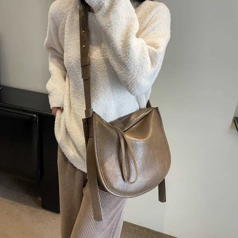 HBP Small Pu Leather Shoulder Bags For Women New Fashion Retro Trend Designer Crossbody Underarm Bag Handbags
