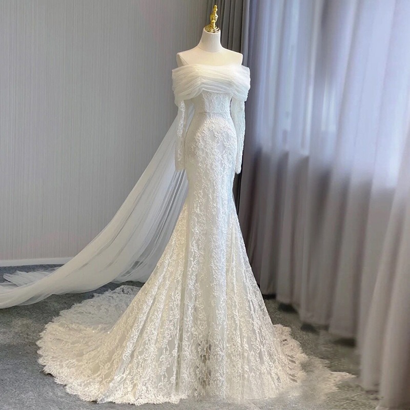 2024 Mermaid Wedding Dresses Strapless Zipper Back with Long Train Lace with Applique Bridal Gowns