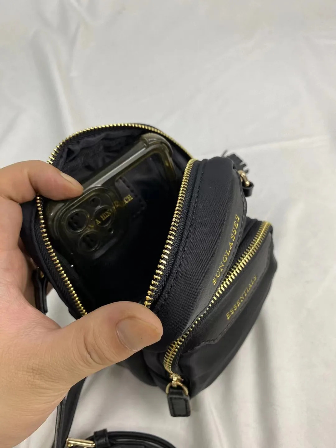 womens waterproof mobile phone bag Anya bag big eye bag key bag nylon cloth casual card bag one shoulder 240307