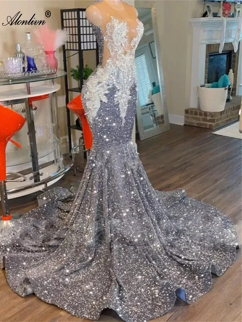 Illusion Neck Sparkly O-Neck Formal Prom Dresses Sheer Neck Luxury Silver Lace Crystals Diamond Sequin Mermaid Ladies Prom Party Gowns