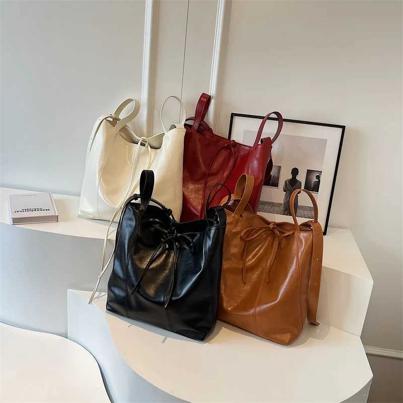 Shoulder PU Leather Bags for Women 2024 Winter Fashion Designer Trend Big Underarm Bag Lady Solid Color Handbags