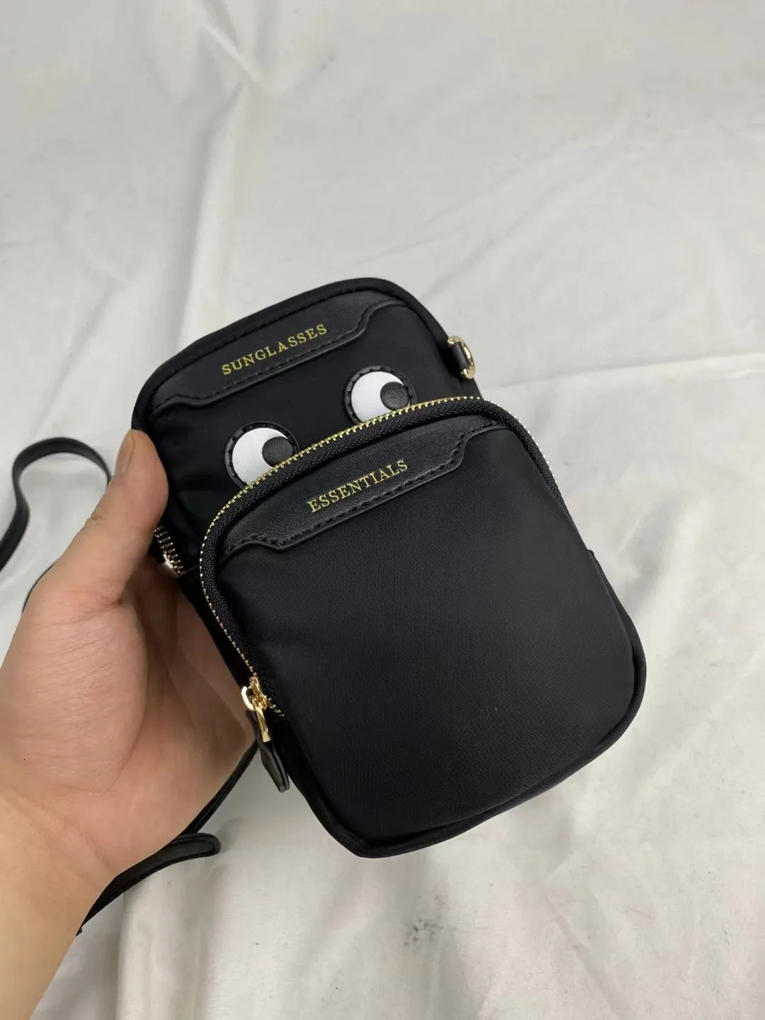 womens waterproof mobile phone bag Anya bag big eye bag key bag nylon cloth casual card bag one shoulder 240307