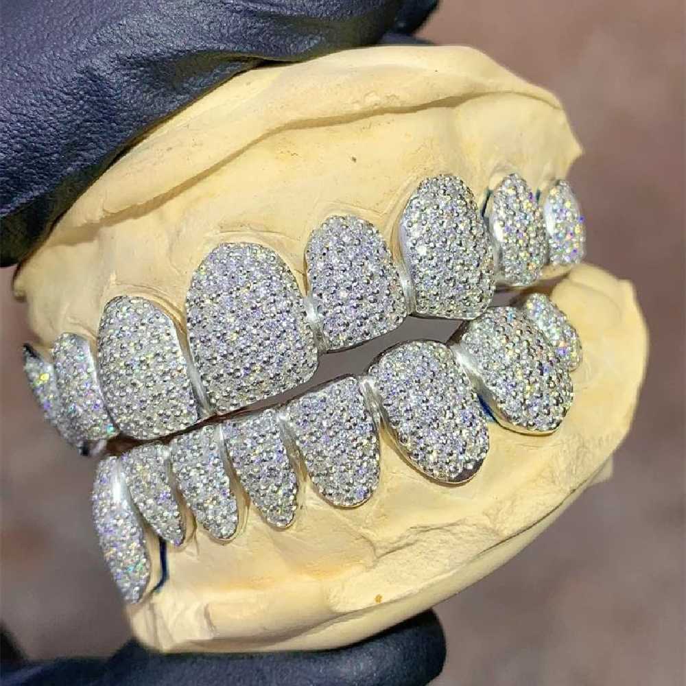 Hip Hop Custom Teeth Sier Top 10 Bottom Iced out vvs Dia Moissanite Grillz