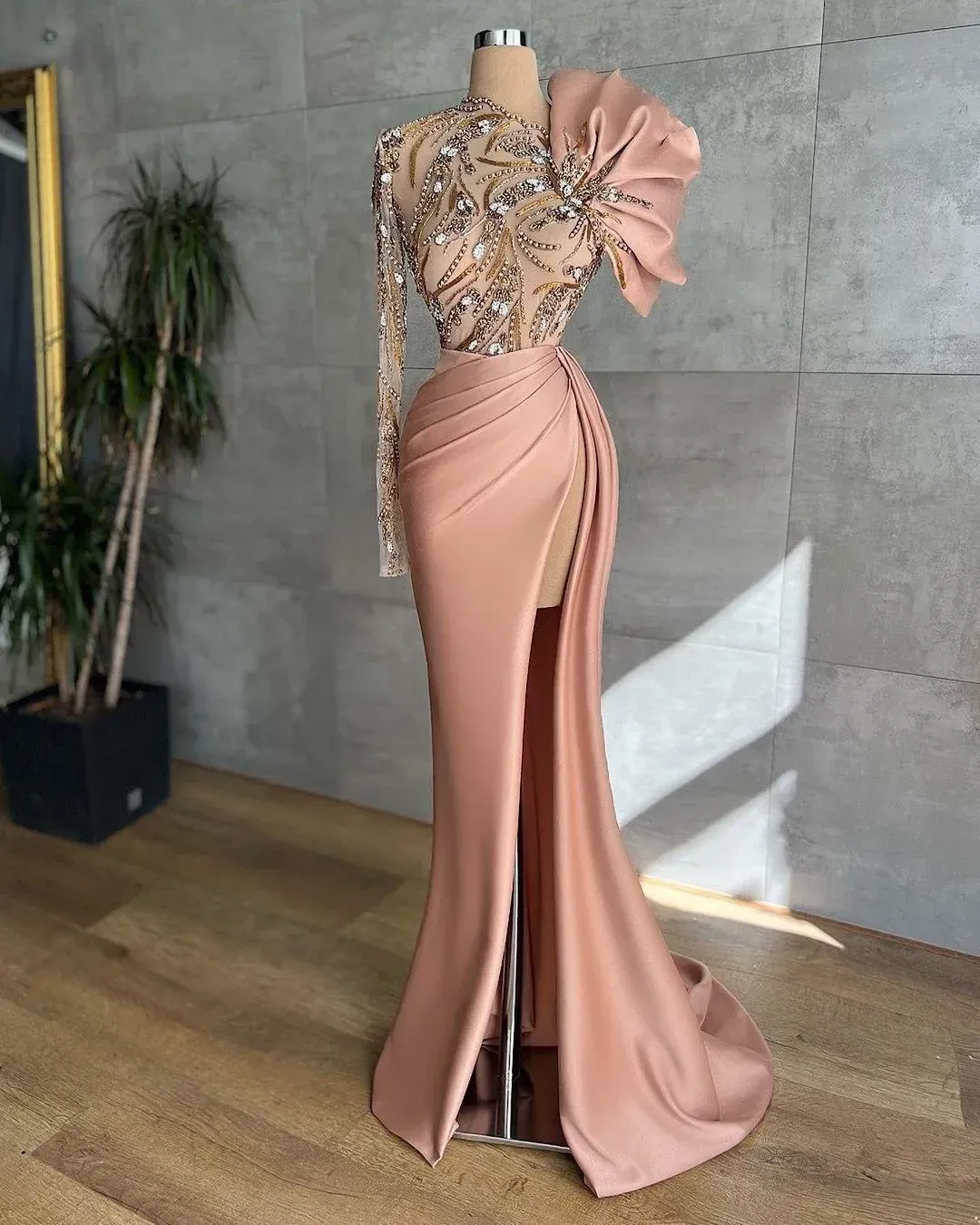 Elegant Sheer One Long Sleeve Mermaid Prom Dresses Front Split Sweep Train Pink Satin Formal Evening Ocn Gowns Robe 0629