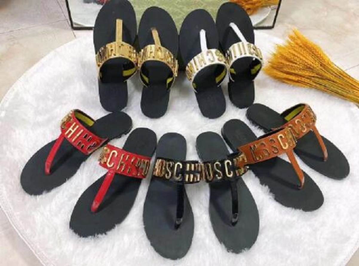 6RR6 Designer Womens Flip Flops Slippers Hardware English Decorative Herringbone Slides Fashion Women Sandals Summer Flat Shoes