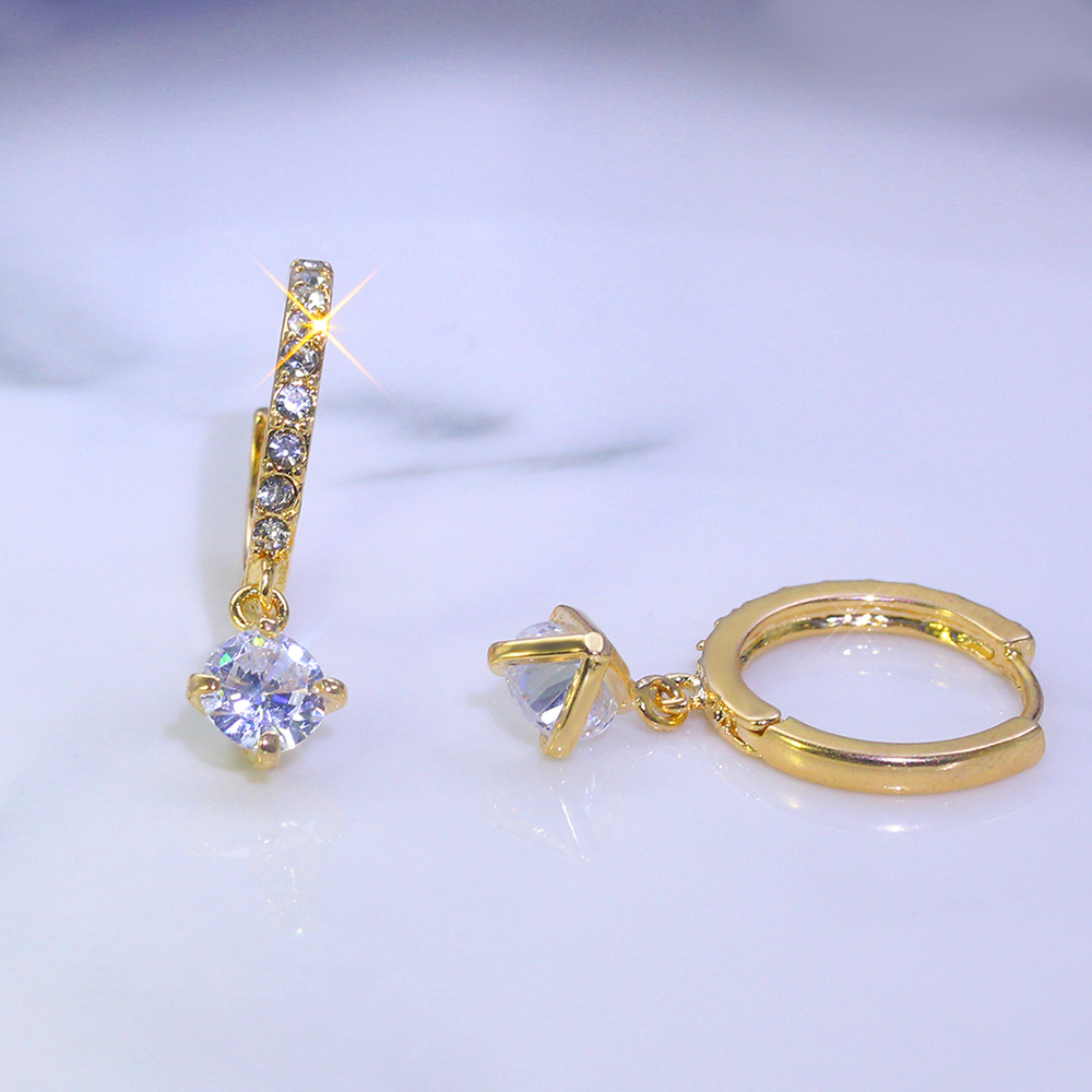 Luxury Golden Plate Diamond Studs - Women's Elegant Cubic Zirconia Pendant Jewelry
