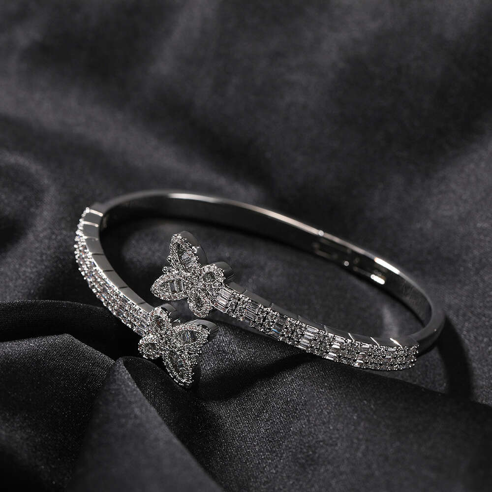 Aesthetic Street Gold Butterfly Bangle Bracelet Open Cuff For Women Hip Hop Copper Prong Iced Out Cubic Zirconia Full Bling Diamond Rapper Cz Stone Je