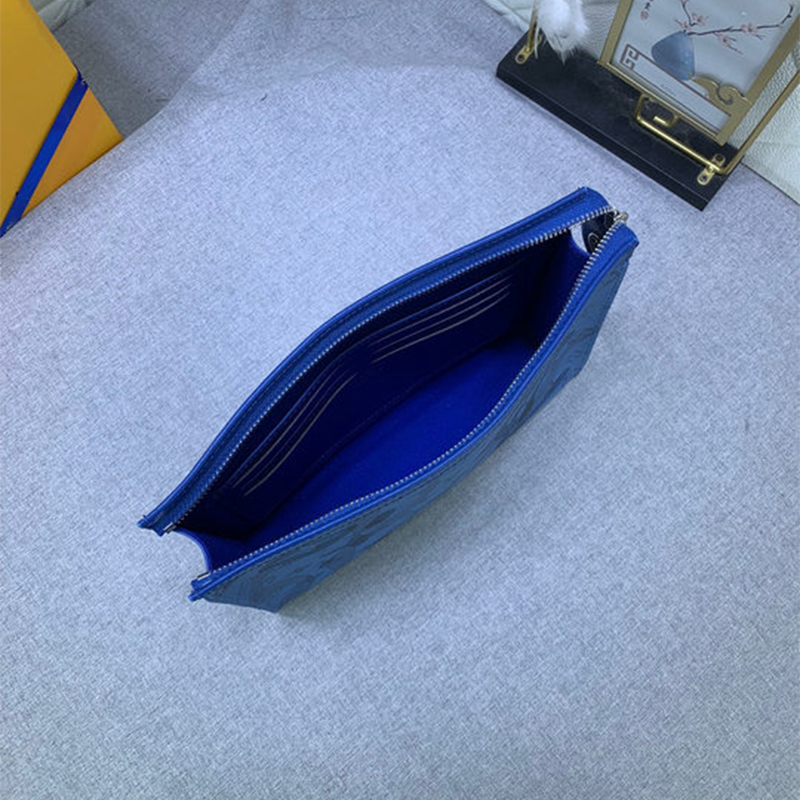 designer large handbag purses blue cloud Classic letter Note Compartment purses Card Holder leather womenn toilet pouch cosmetic cases fashion clutch bags Men