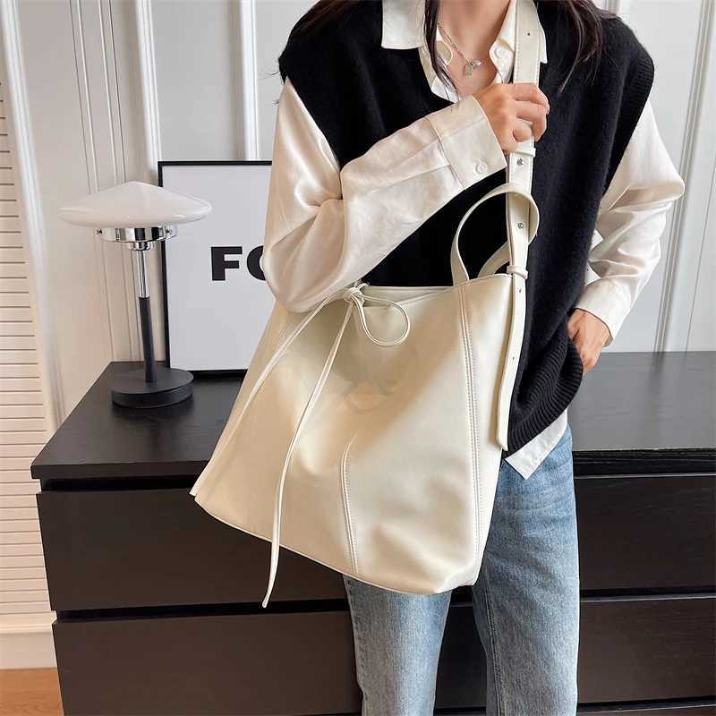 Shoulder PU Leather Bags for Women 2024 Winter Fashion Designer Trend Big Underarm Bag Lady Solid Color Handbags