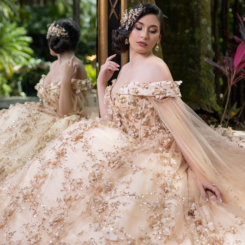 Champagne Shiny Quinceanera Dresses Ball Gown Sequin Appliques Lace wer Beading With Cape Sweet 16 Dress Vestido De 15 Anos