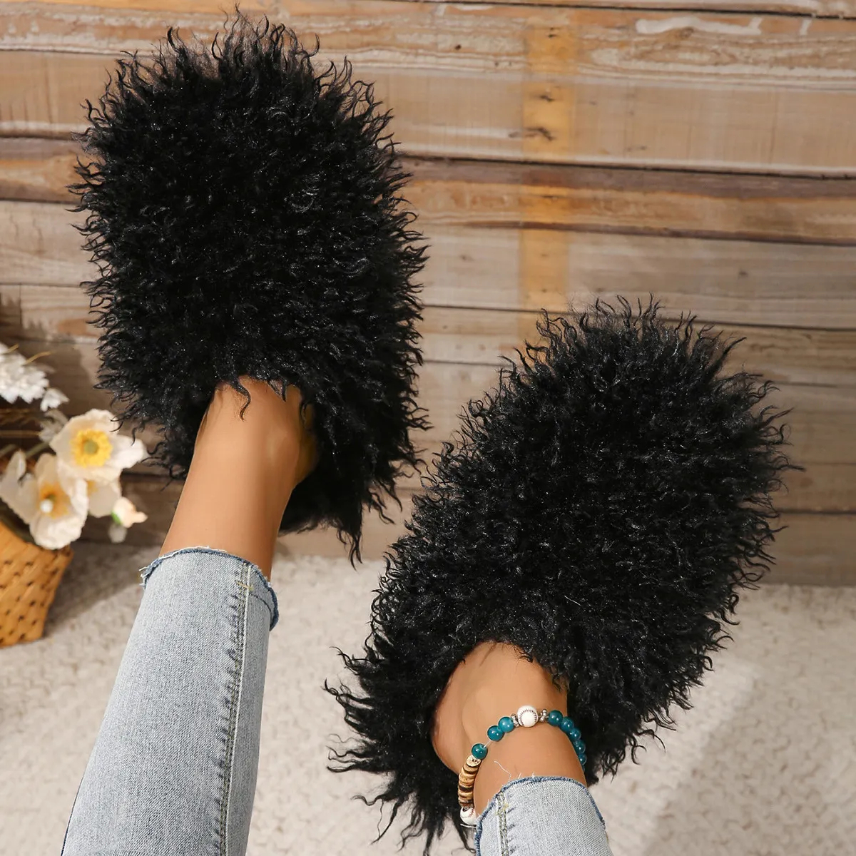 Sandals Hot Selling Fur Slipper Mule Woman Daily Wears Fur Shoe White pink Black brown Metal Casual Flats Shoes Trainers Sneaker GAI soft