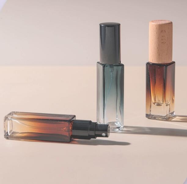 Wholesale Perfume bottle 5ml makeup spray self pump rechargeable glass mini parfum fagrance bottling long-lasting