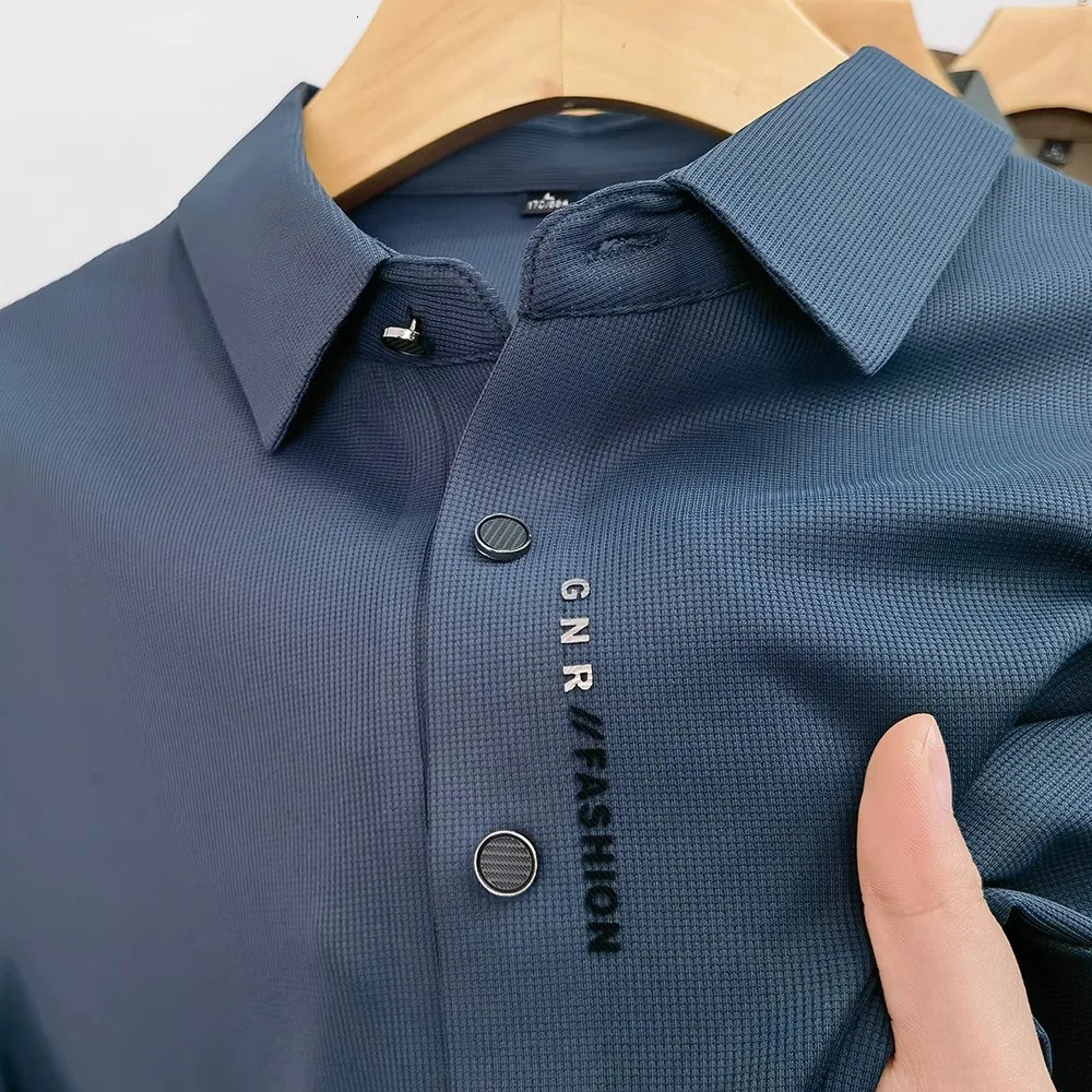 Men's Polos Waffle Men High-end Short-sleeved T-shirt Summer Light Ice Silk Business Seamless Lapel Polo Shirts Thin Section 240304
