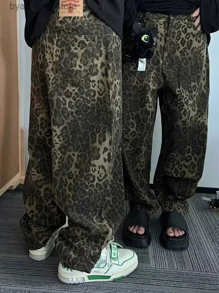 Men's Jeans HOUZHOU Tan Leopard Jeans Men Denim Pants Male Oversize Wide Leg Trousers Streetwear Hip Hop Vintage Clothes Loose Casual L240313