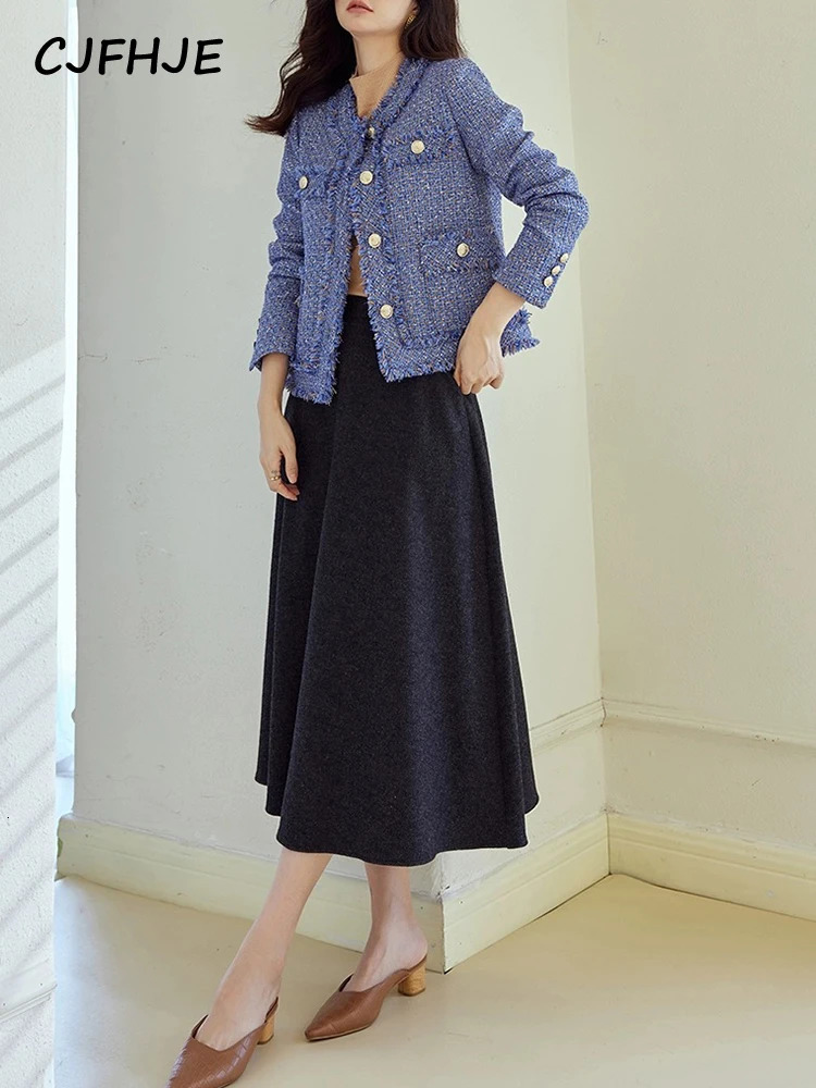 CJFHJE Long Sleeve Blue Tassel Women Coats Autumn Winter Short ONeck Vintage Tweed Jackets Femlae Korean Elegant Lady Outerwear 240307