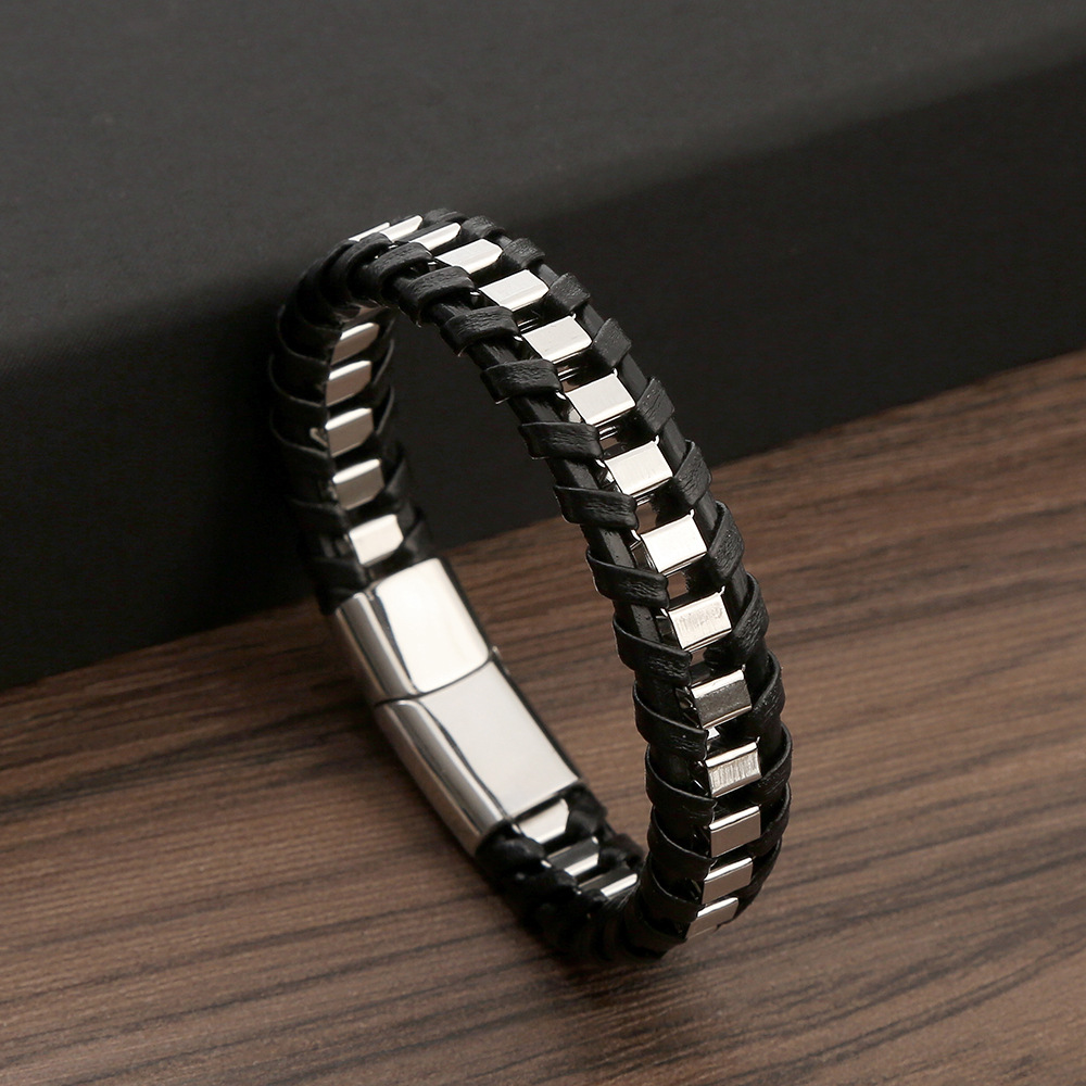 18k Gold Stainless Steel Chain Leather Bracelets Wristband Designer Jewelry Charm Multilayer Wrap Magnetic Buckle Stack Bracelet Bangle Cuff for Man F