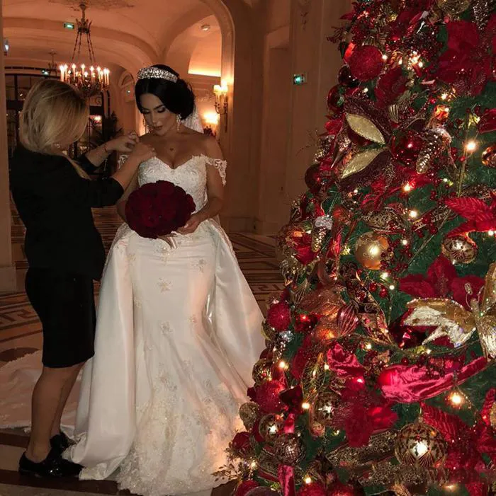 African Elegant Beaded Lace Dresses With Detachable Train Off Shoulder Mermaid Bridal Gowns Applique Ivory Satin Wedding Dress