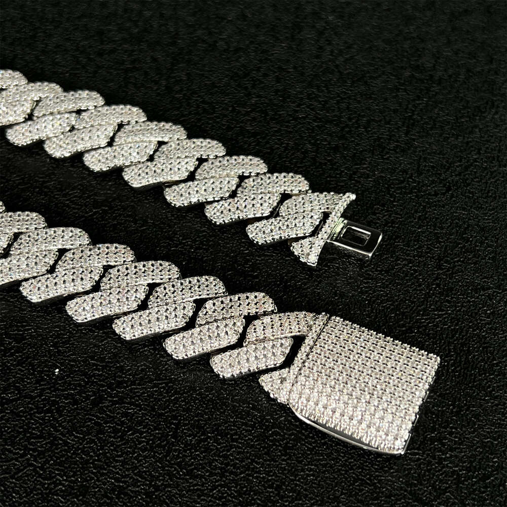 Hip Hop Cuban Link Chain Fine Jewelry Necklaces Chains Iced Out Chains Moissanite Necklace