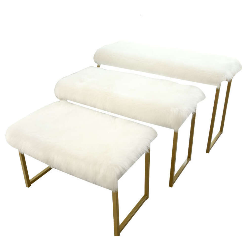 Round White Imitation Wool Acrylic Carpet, Thickened Long Plush Baby Bedroom Floor Mat, Home Window Decoration Carpet