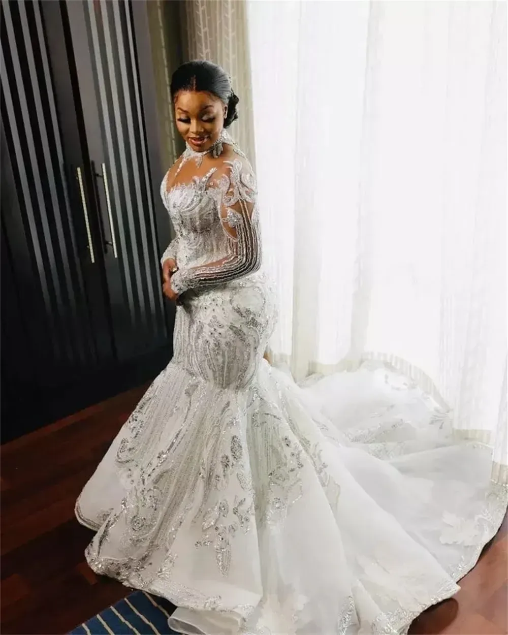 Long Sleeves Mermaid Wedding Dresses Bridal Gown Sequins Lace Applique High Neck Sweep Train Custom Made Vestidos De Novia Plus Size Beach Garden 6660