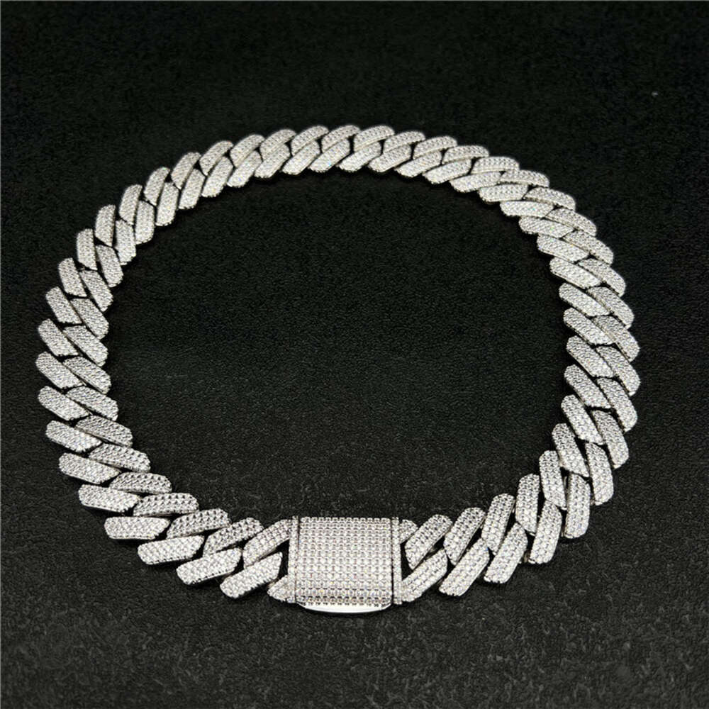 Hip Hop Cuban Link Chain Fine Jewelry Necklaces Chains Iced Out Chains Moissanite Necklace