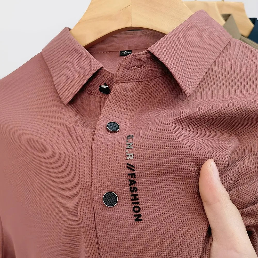 Men's Polos Waffle Men High-end Short-sleeved T-shirt Summer Light Ice Silk Business Seamless Lapel Polo Shirts Thin Section 240304