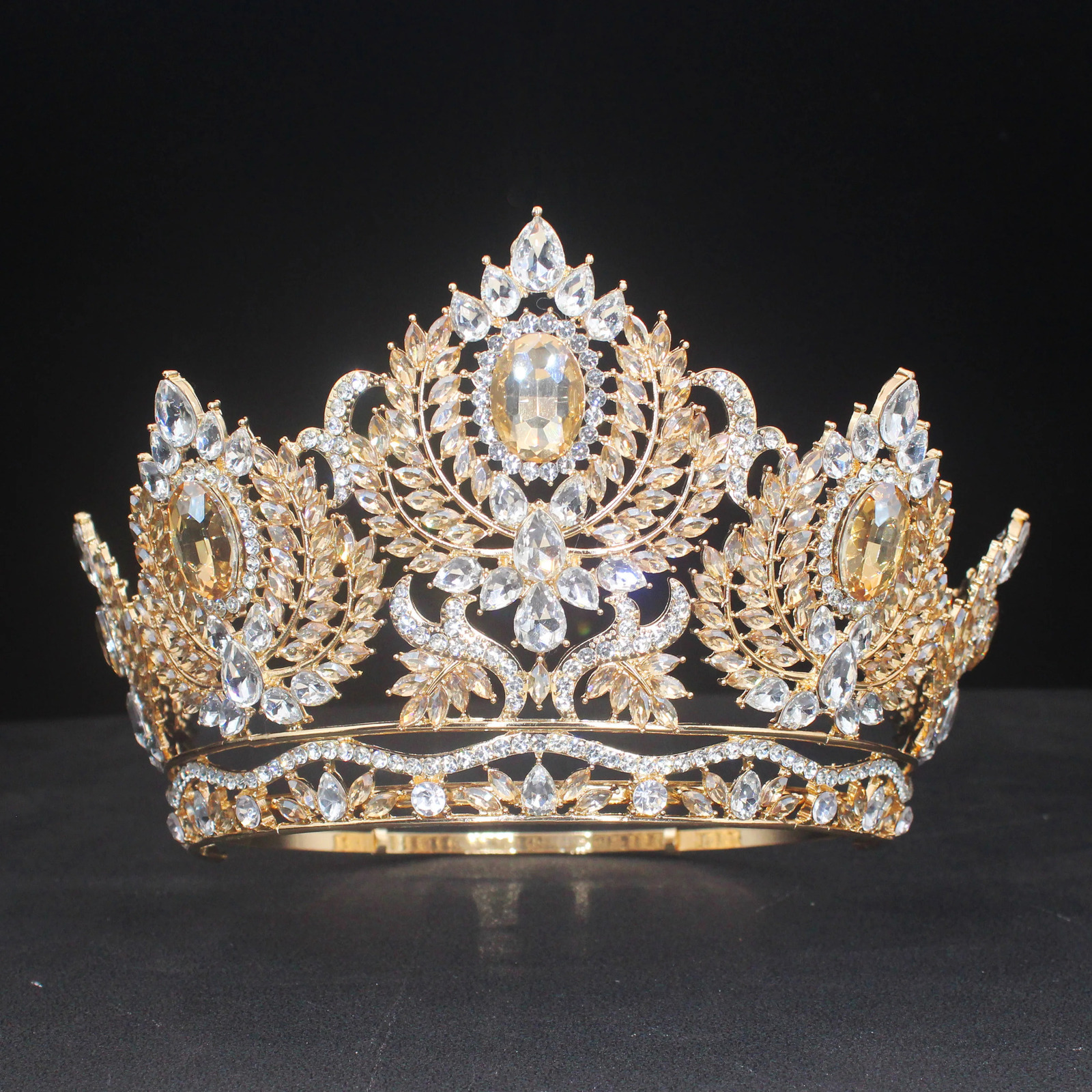 Adjustable Crystal Queen Tiaras and Crowns For Women Beauty Diadem Hair Ornaments Wedding Pageant Prom Hair Jewelry Accessories 240307